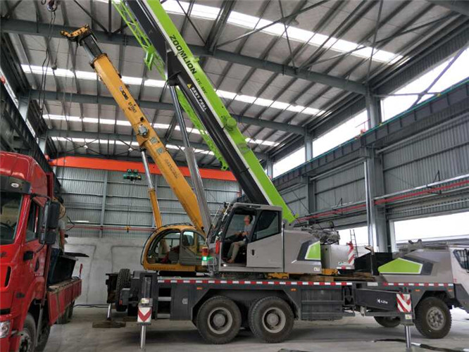 南丹县高空车出租需要注意哪些安全事项？